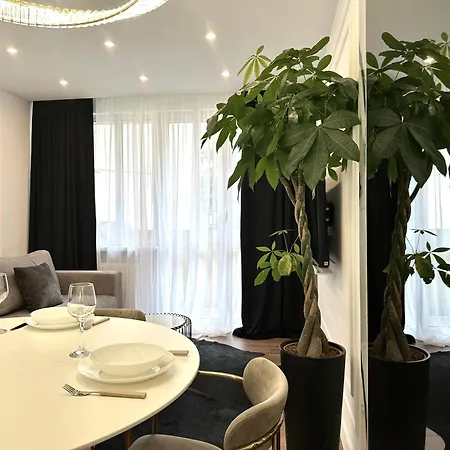 Wita Stwosza 14 - Check-in 20h - Parking Apartment Breslau