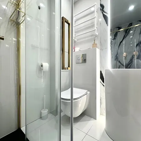 Wita Stwosza 14 - Check-in 20h - Parking Вроцлав