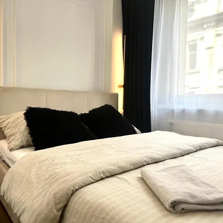 Wita Stwosza 14 - Check-in 20h - Parking * Breslau